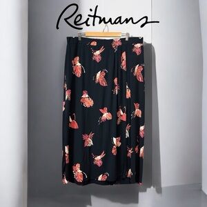 Reitmans, Reitmans Plus-Size Floral Long Skirt, 2X, Nay, Pink 🌸